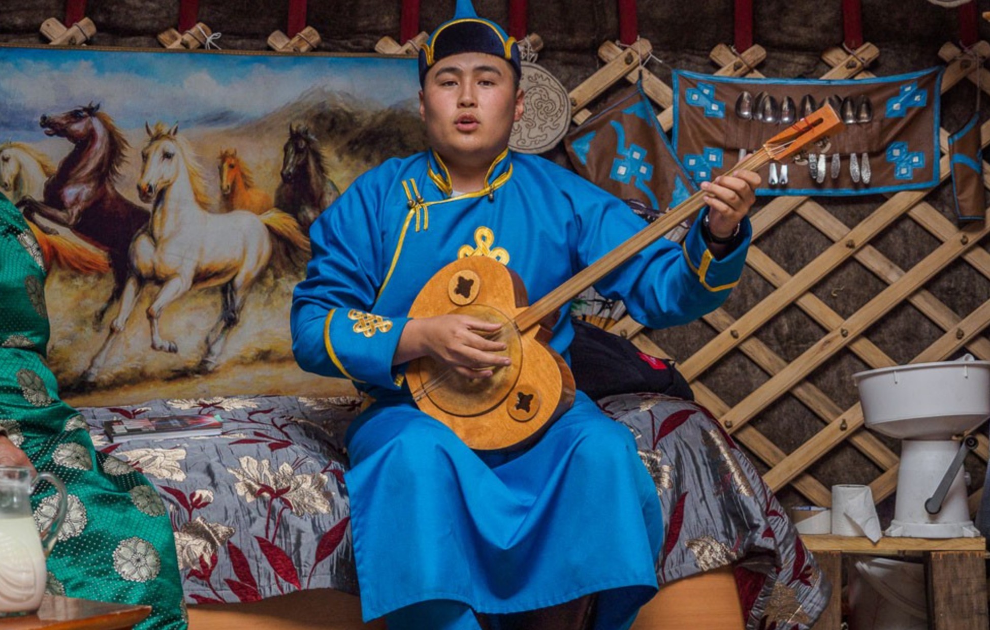 Горловое пение «хоомей»